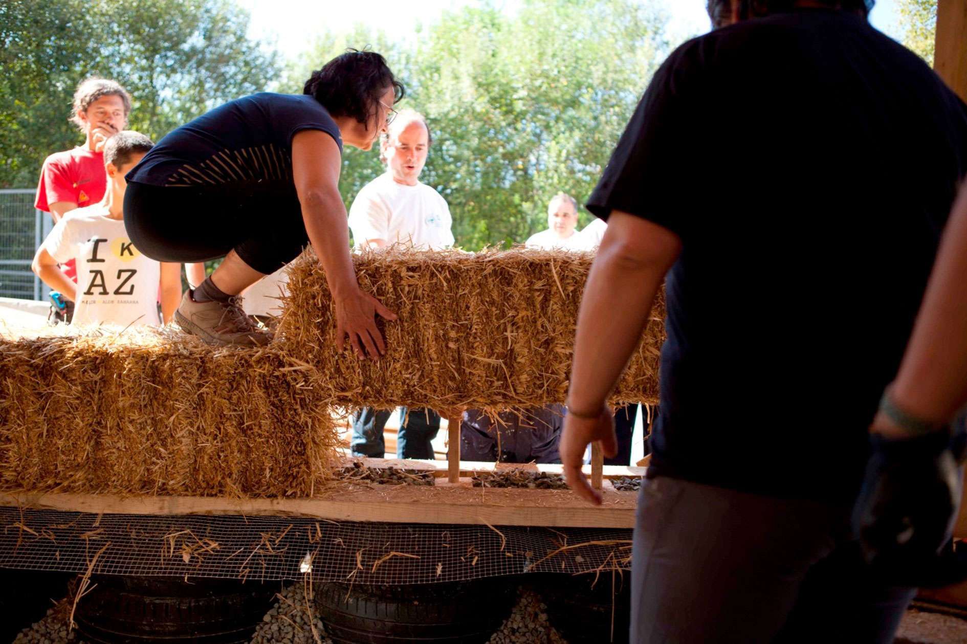 Bioconstrucción: fardo paja hilada primera